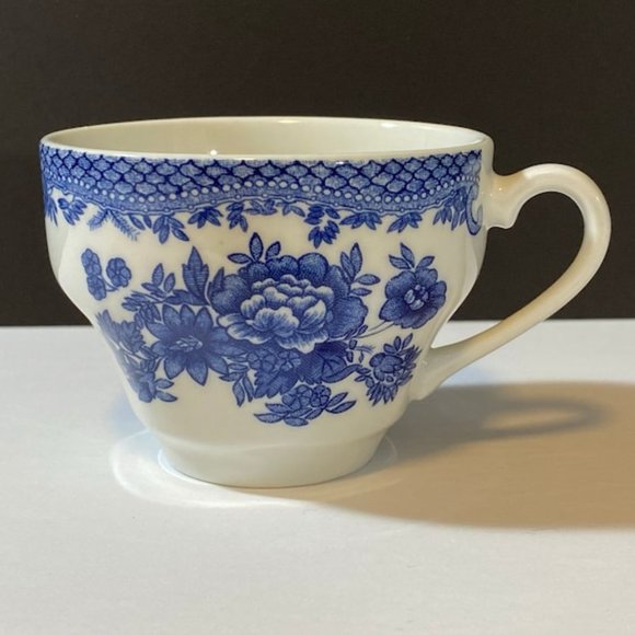 Glass tea coffee cup decorated with a blue floral pattern Johnson Bros England 1 - Picture 1 of 4